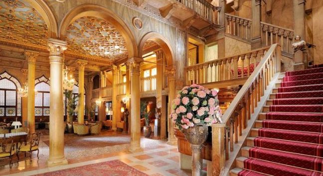 055a2a92425174bc2ab48fc7ffbe5bea--hotel-venezia-luxury-collection-hotels